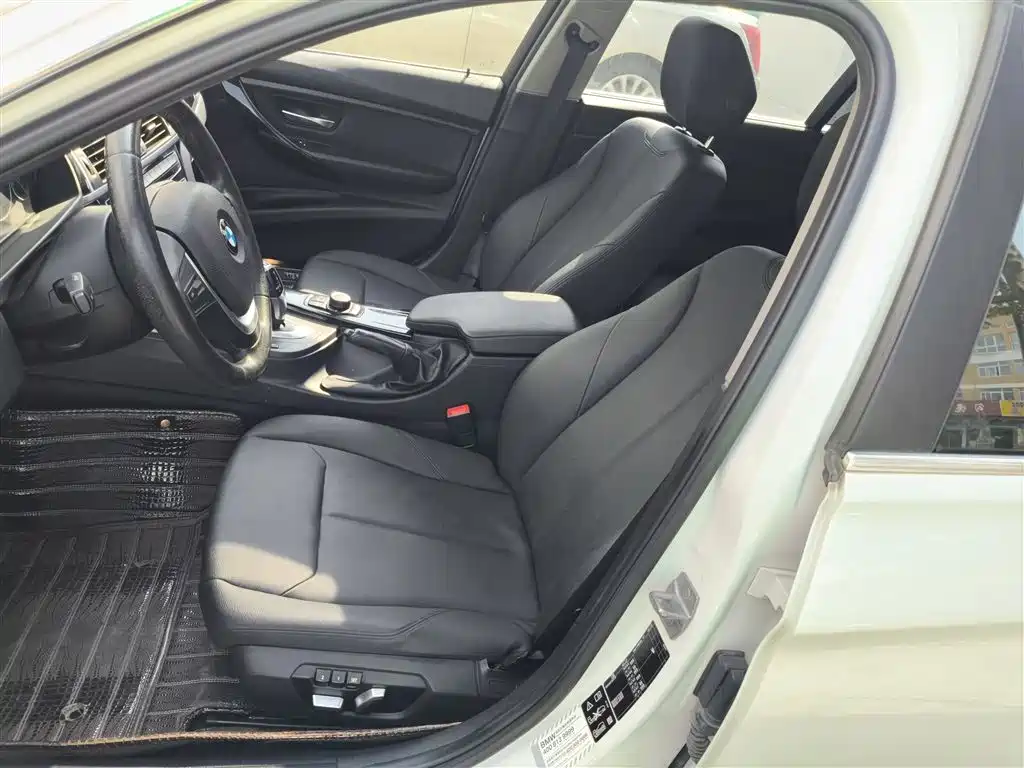 BMW 3 Series 2017 320Li xDrive Fashion фото 15