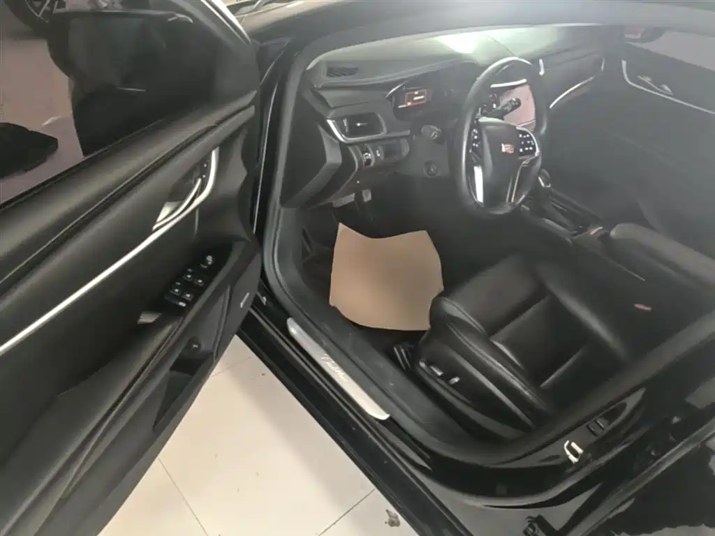Cadillac XTS 2018 28T Technology фото 16
