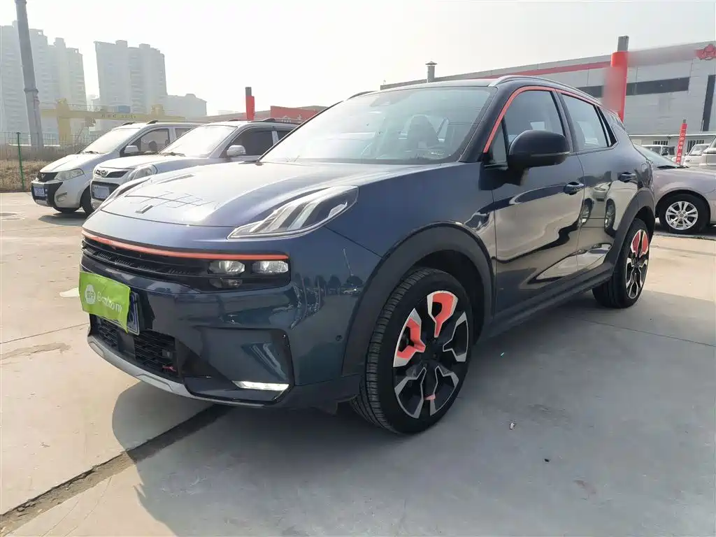 Lynk & Co 06 2020 1.5T Halo фото 2