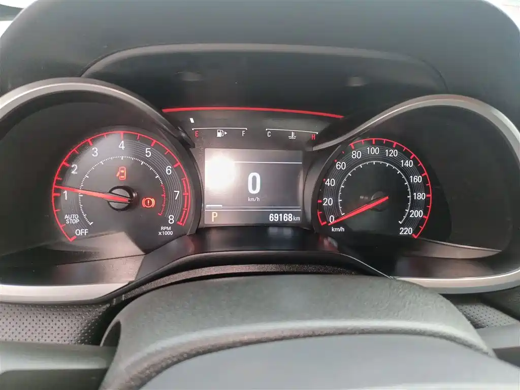 Chevrolet Monza 2022 Mild Hybrid RS 330T Automatic Comfort Edition фото 8