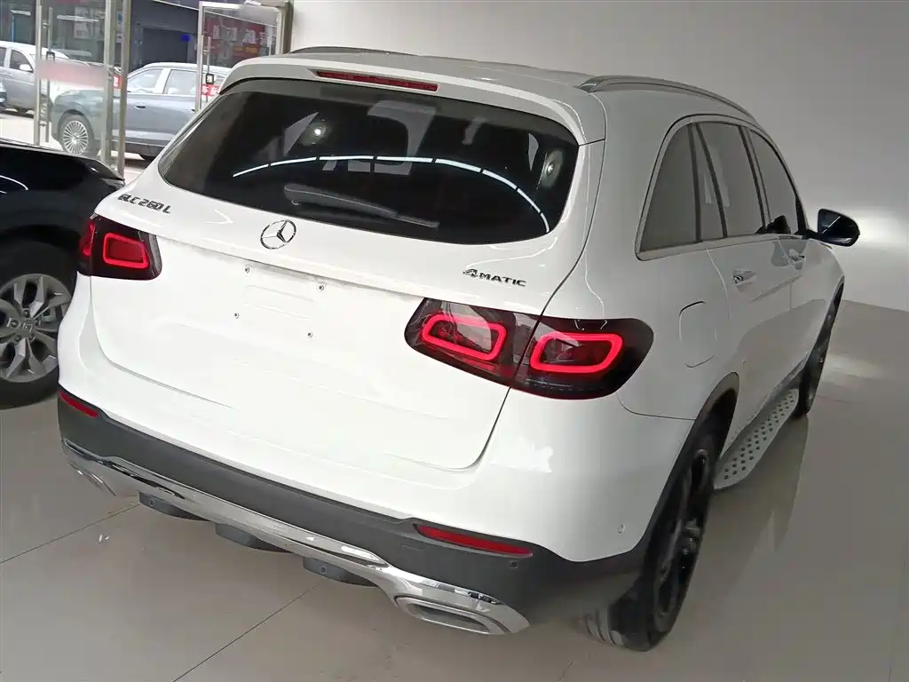 Mercedes-Benz GLC 2021 GLC 260 L 4MATIC Sporty фото 7