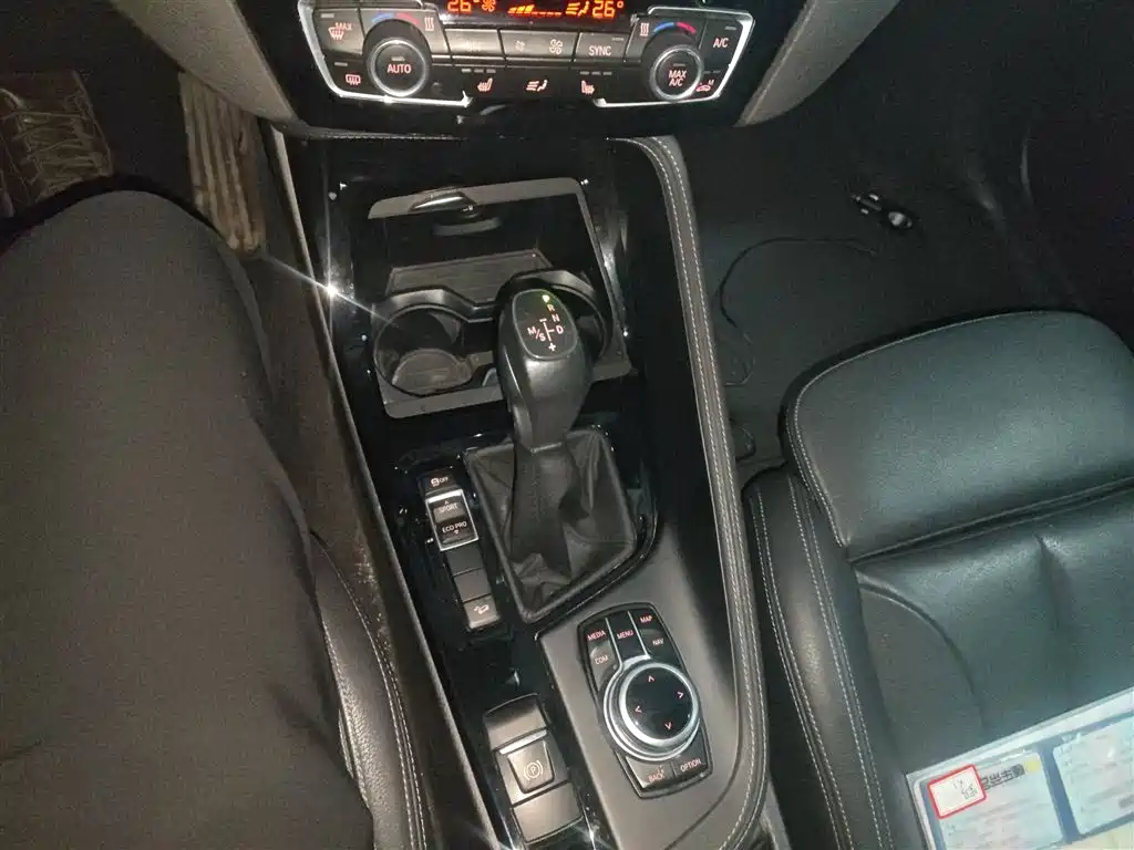 BMW X1 2018 xDrive20Li Premium Model фото 6