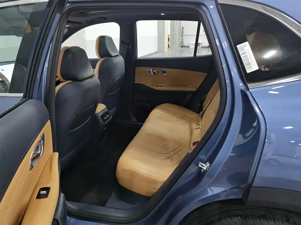 Geely Galaxy Galaxy Starship 7 EM-i 2025 120km Navigation Edition фото 15