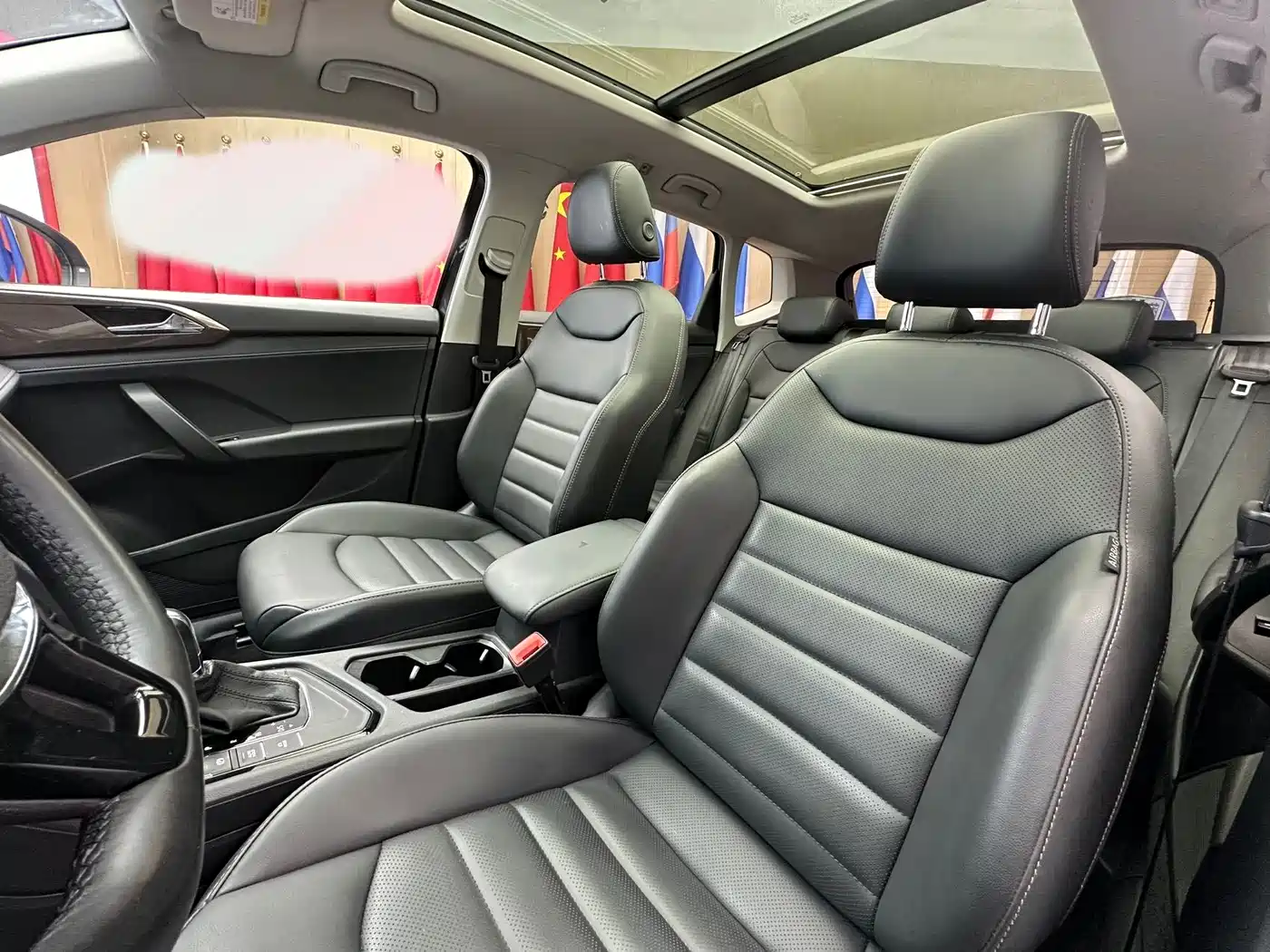 Volkswagen Tharu 2021 280TSI 2WD Luxury Plus фото 9