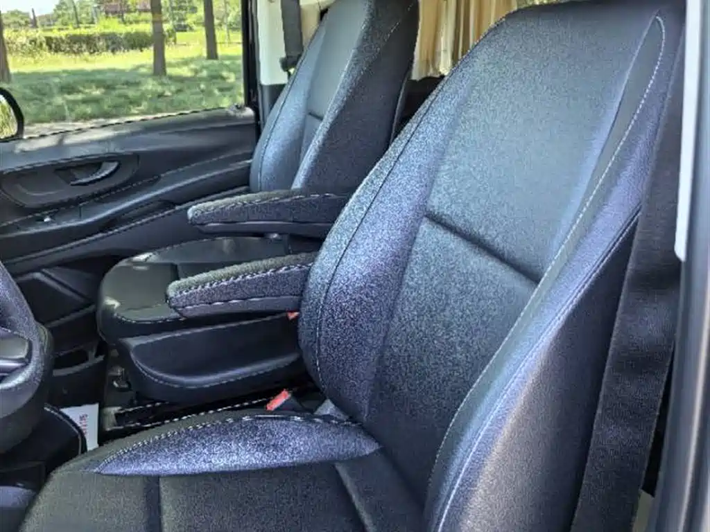 Mercedes-Benz Vito 2021 2.0T Elite 7-Seater фото 6