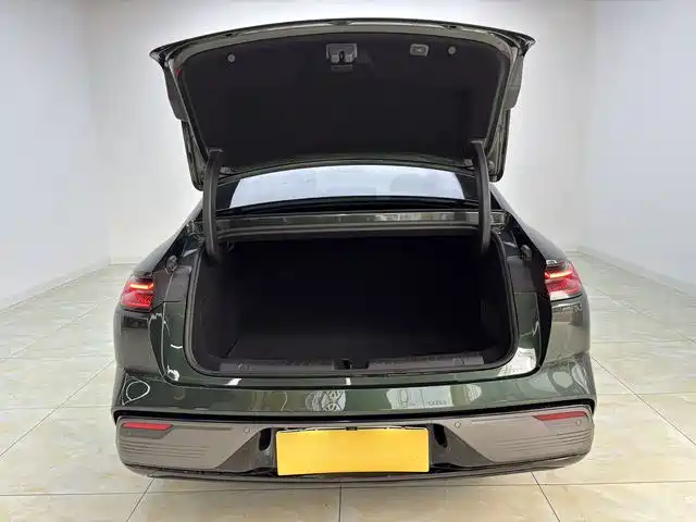 Geely Galaxy Galaxy Xingyao 8 2025 130km EM-P Starship Edition фото 8