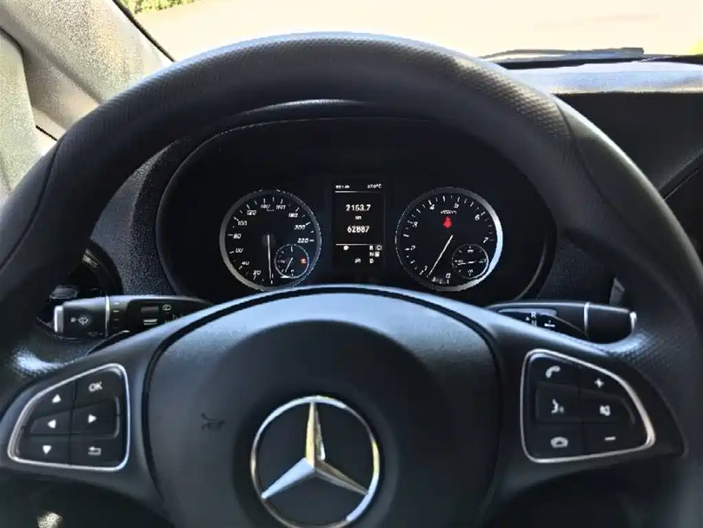 Mercedes-Benz Vito 2021 2.0T Elite 7-Seater фото 8