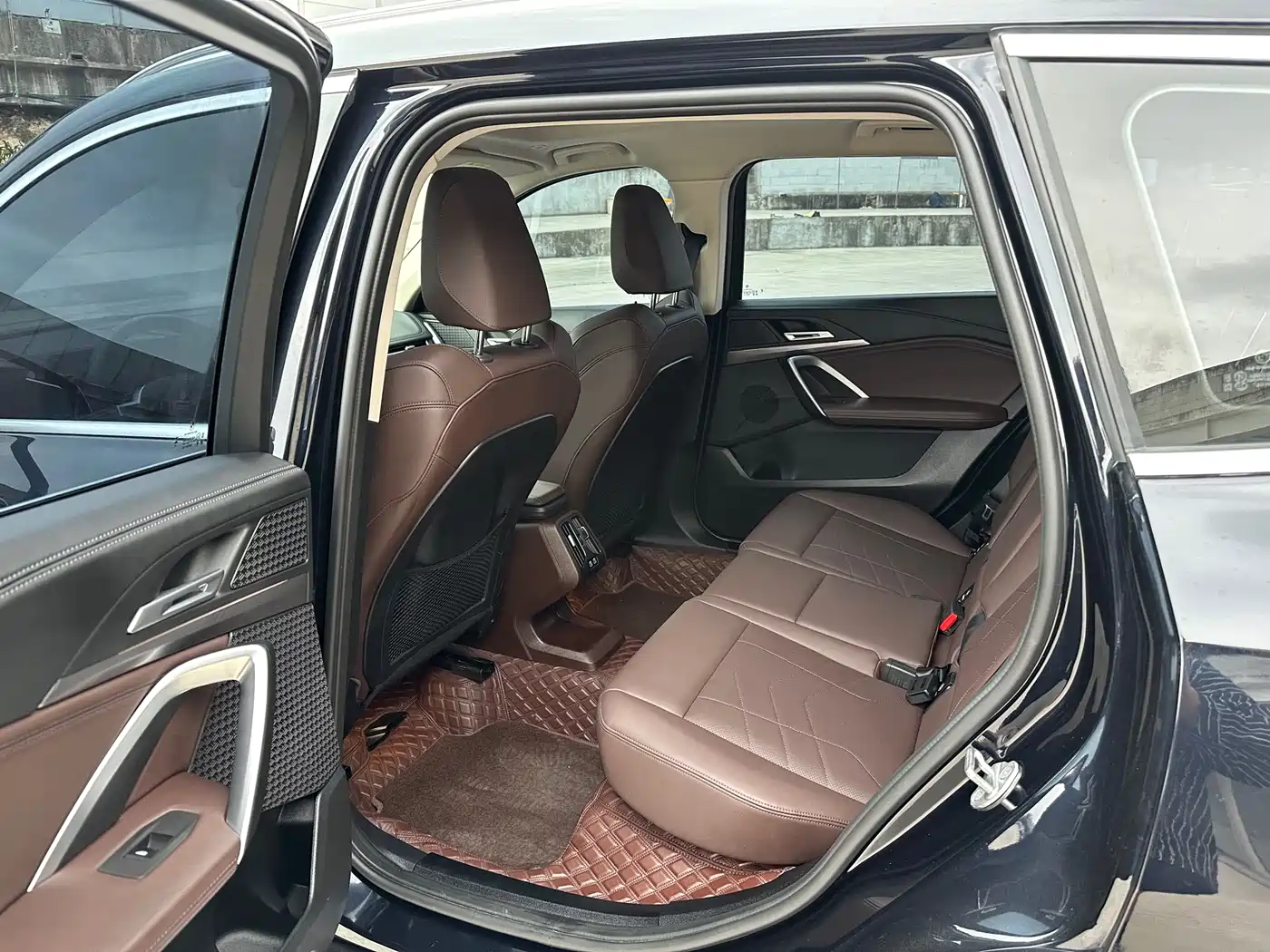 BMW X1 2024 sDrive25Li M Sport Package фото 5