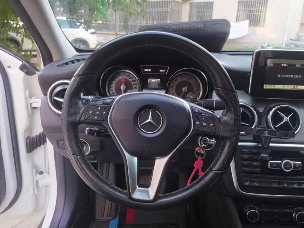 Mercedes-Benz GLA 2015 2015 GLA 220 4MATIC Fashion Edition