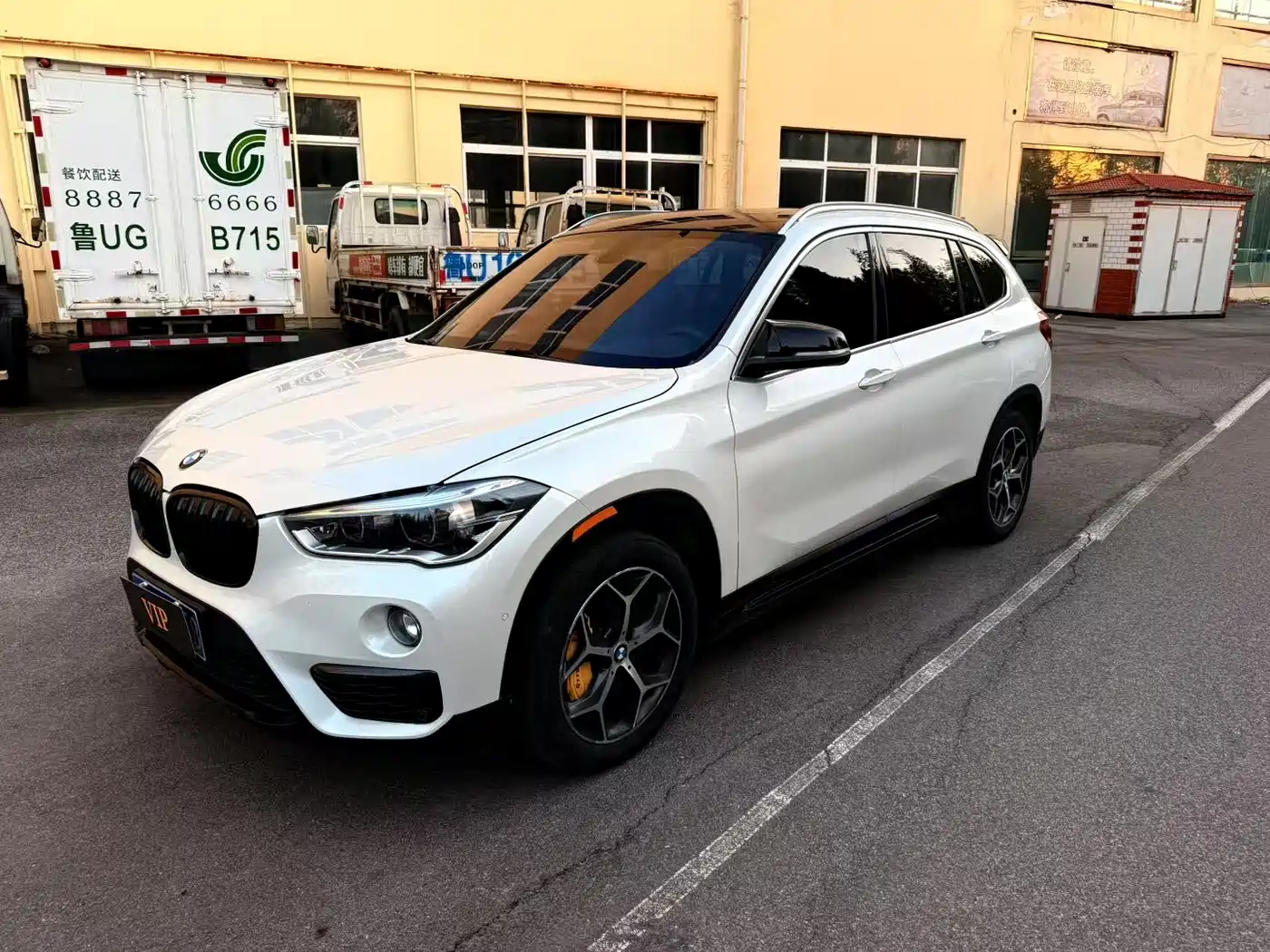 BMW X1 2016 xDrive20Li Luxury Model фото 7
