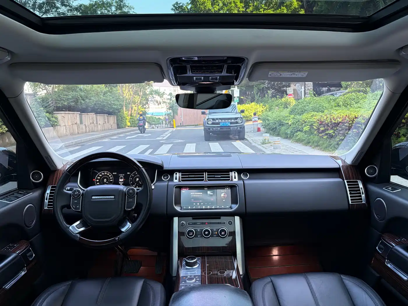 Land Rover Range Rover 2017 3.0 SC V6 Vogue фото 12