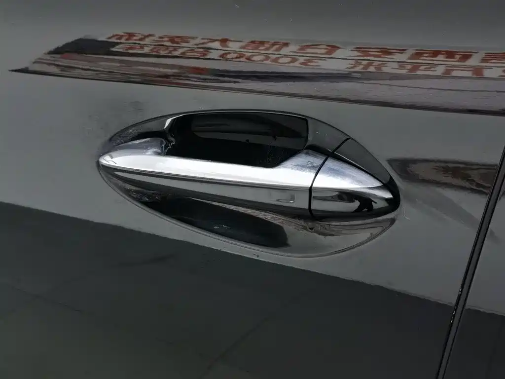 Hongqi HS5 2019 2.0T Smart Connect Enjoy 4WD Edition фото 18