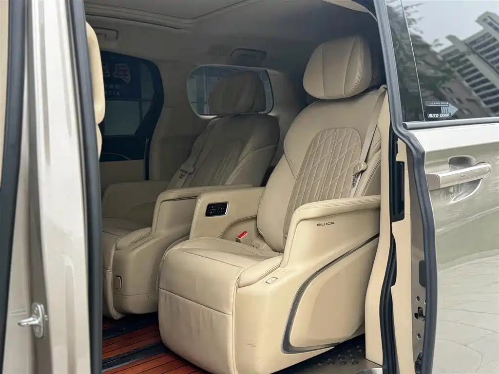 Buick GL8 2022 ES Landmark 653T Flagship фото 8