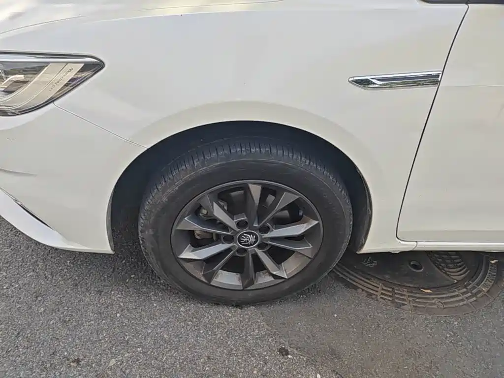BYD Qin 2020 2019 1.5L Automatic Prestige