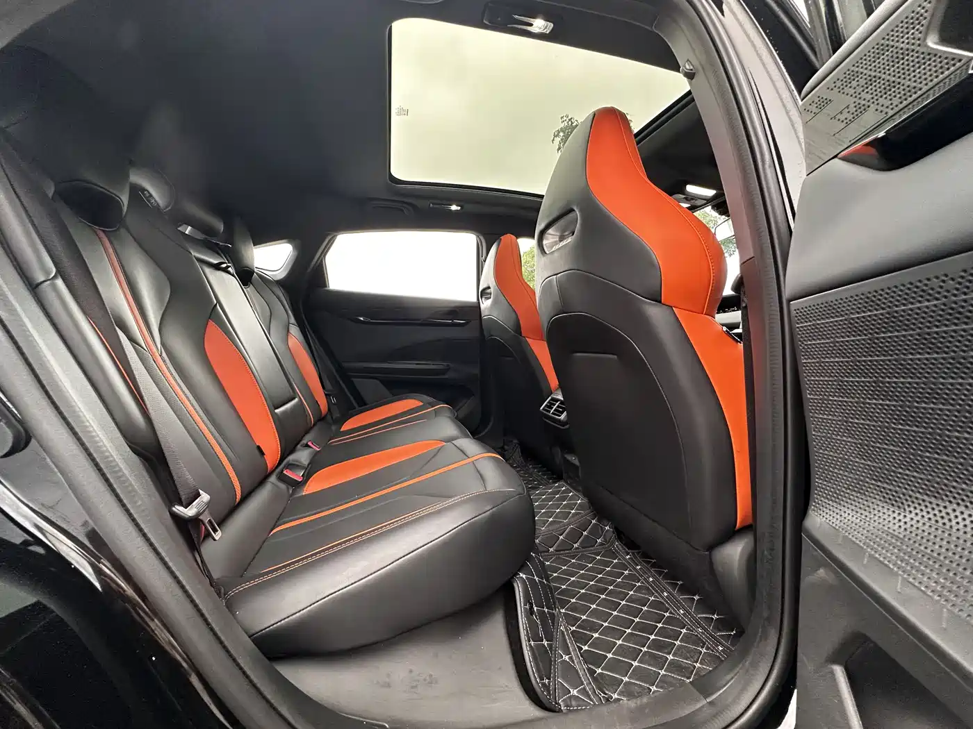CHANGAN UNI-V