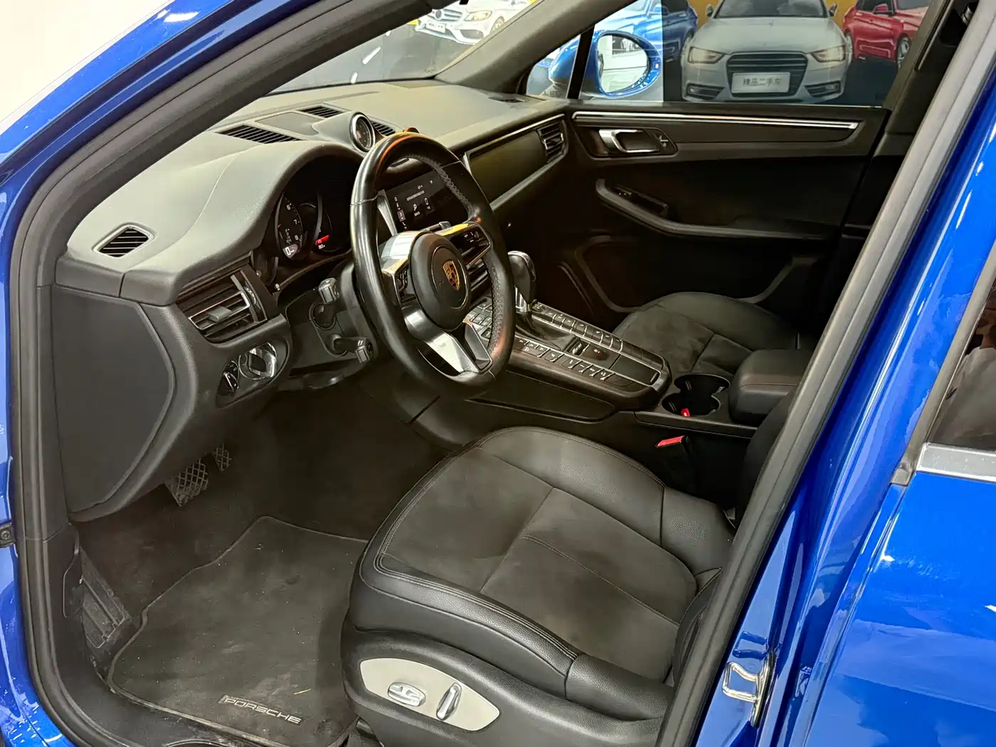 Porsche Macan 2018 Macan 2.0T фото 4
