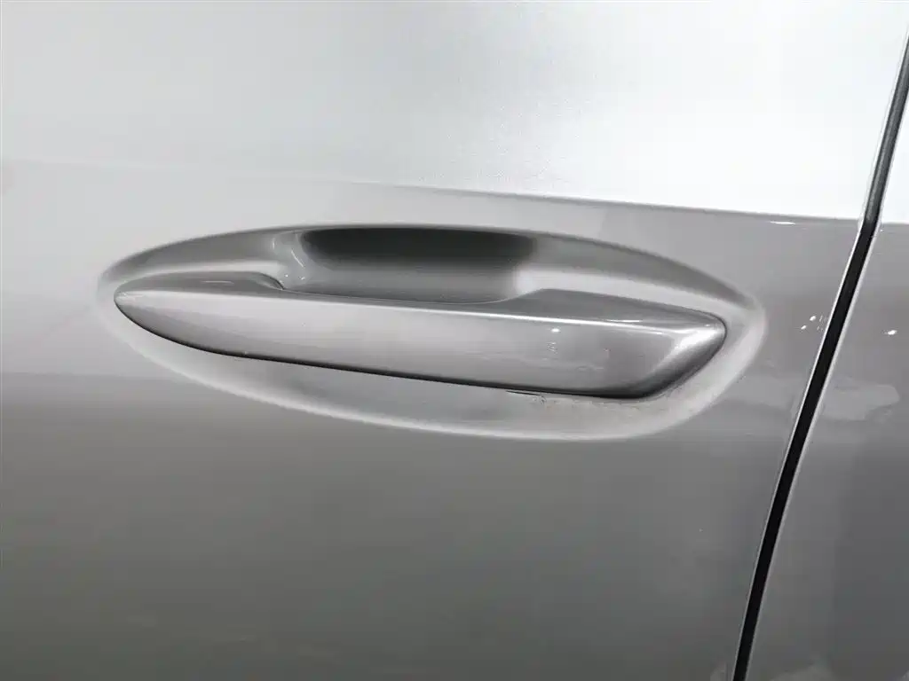 Lexus ES 2020 200 Luxury фото 18