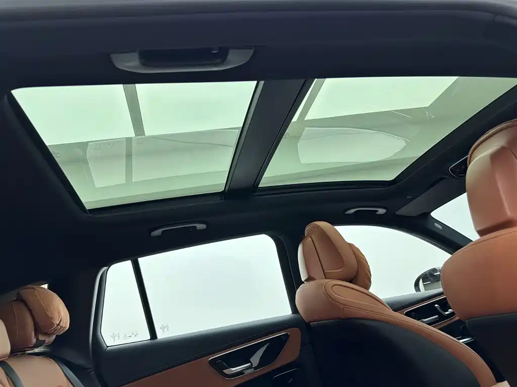 Mercedes-Benz GLC 2024 Facelift GLC 300 L 4MATIC Sport 5-seater фото 23