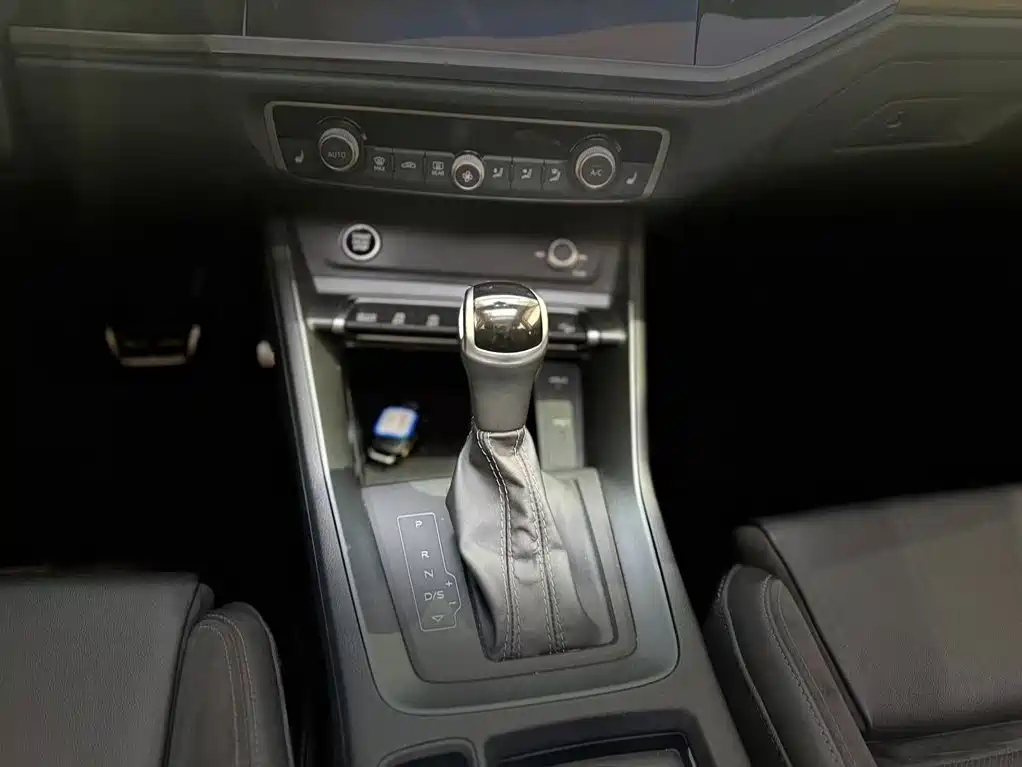 Audi Q3 Sportback 2023 2023 45 TFSI quattro Luxury