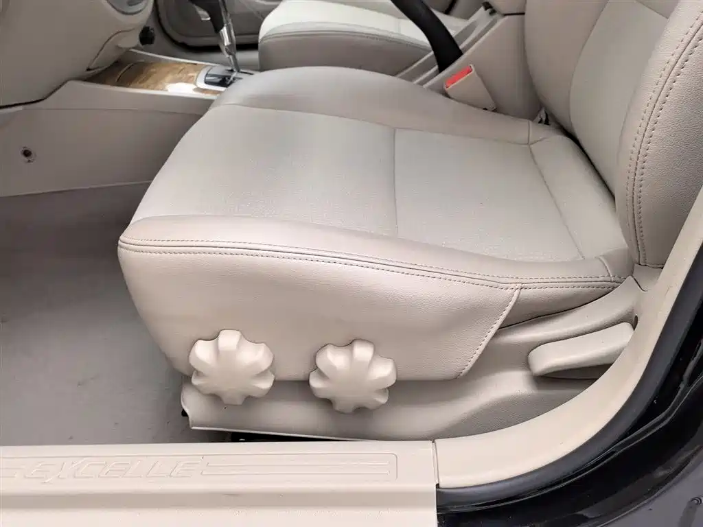 Buick Excelle 2015 1.5L Automatic Classic фото 20