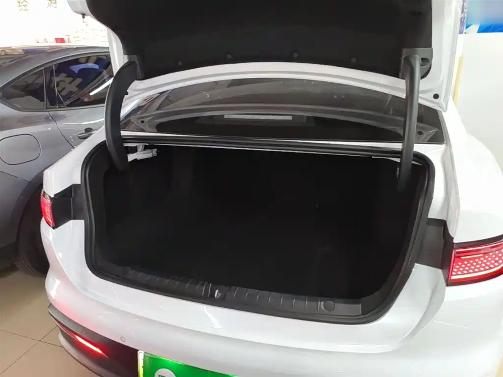 BYD Hai Bao 05 DM-i 2025 DM-i Smart Drive Edition 55KM Luxury фото 19