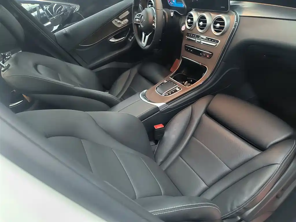 Mercedes-Benz GLC 2020 GLC 300 L 4MATIC Dynamic фото 20