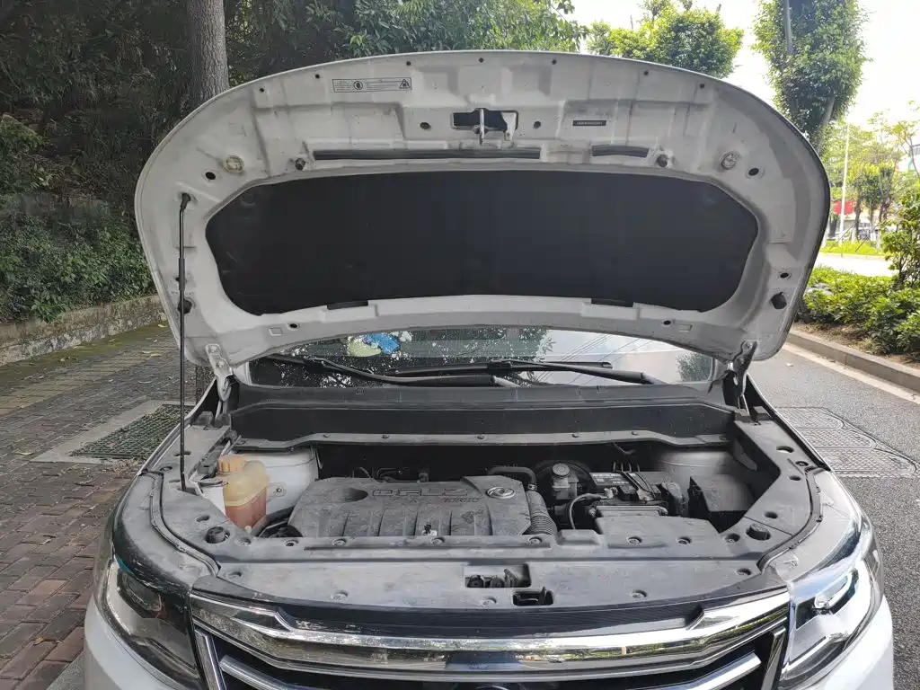 Dongfeng Fengxing Jingyi X6 2018 2017 Joy Series 1.5T Manual Luxury