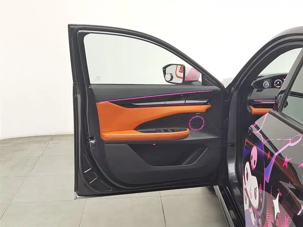 CHANGAN UNI-V