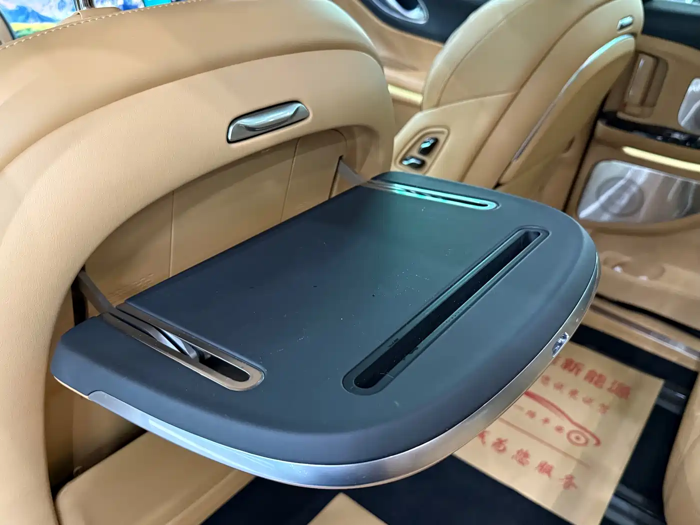 Voyah Auto Voyah Dreamer 2025 PHEV AWD Flagship Kunpeng Edition фото 10