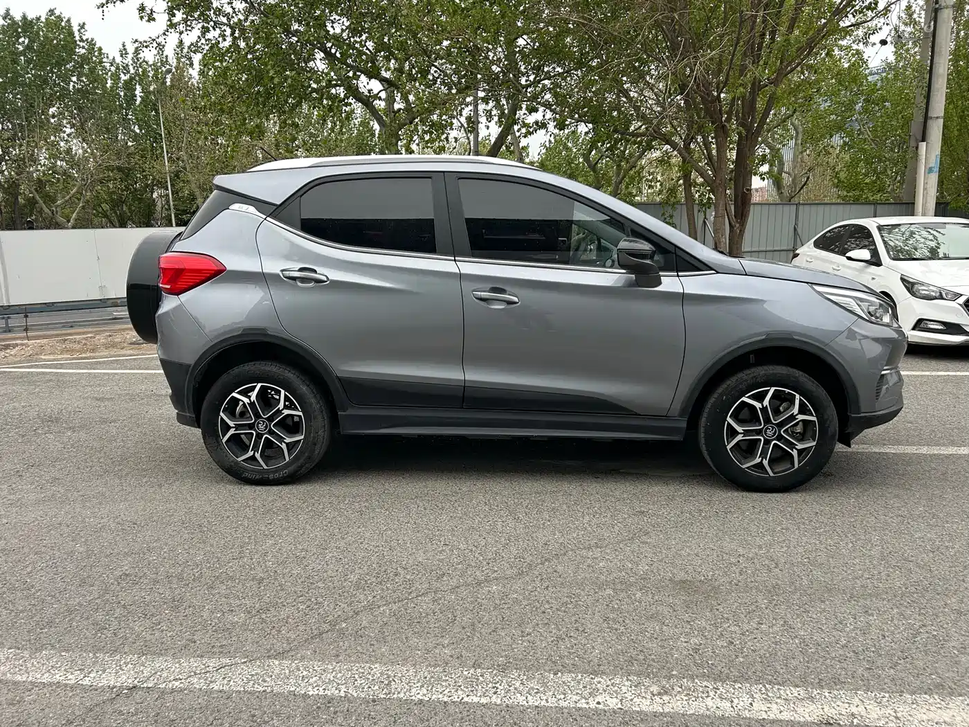 BYD Yuan Pro 2023 401KM Luxury фото 5