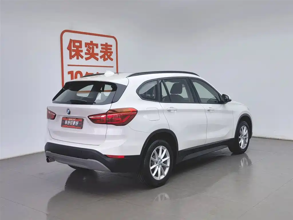 BMW X1 2018 sDrive18Li Fashion Model фото 2
