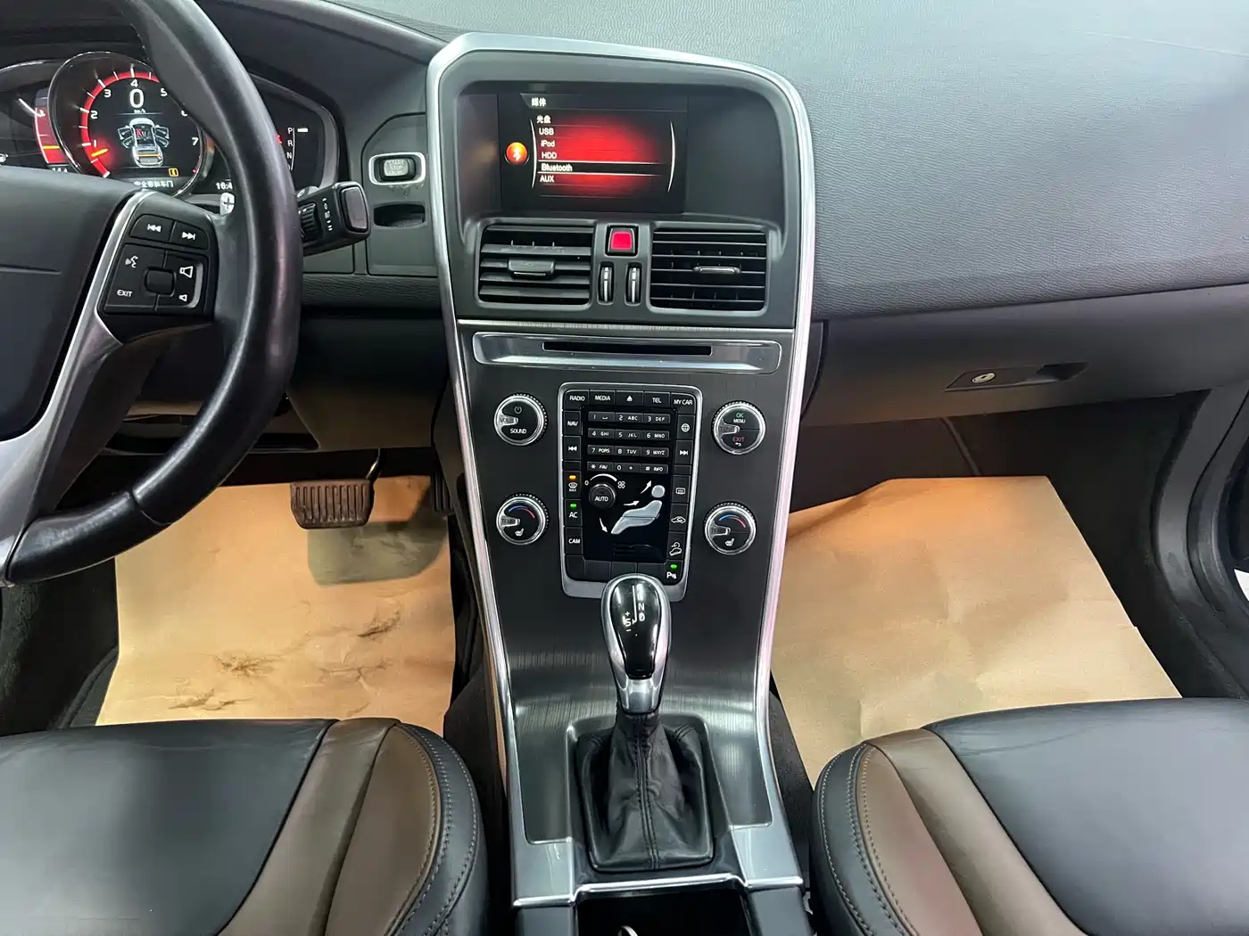 Фото 14 - Volvo XC60 (Import)