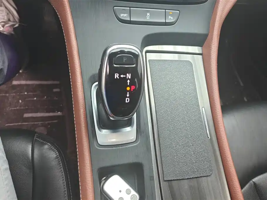 Buick LaCrosse 2018 Model 20T Elite Edition фото 15