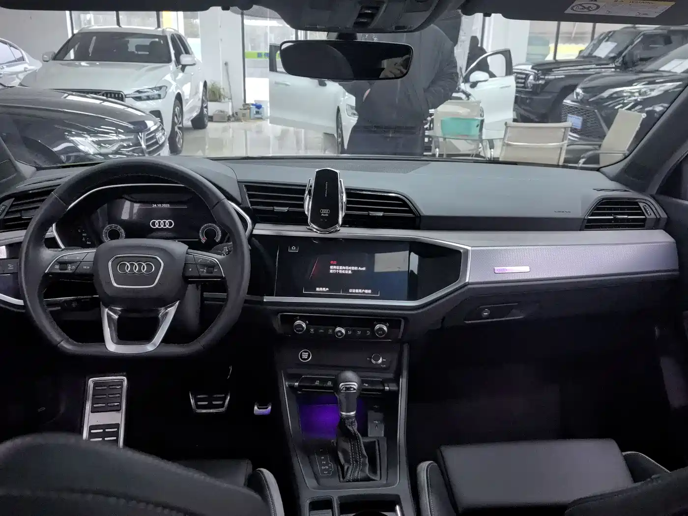 Audi Q3 2024 35 TFSI Fashion Sport фото 9