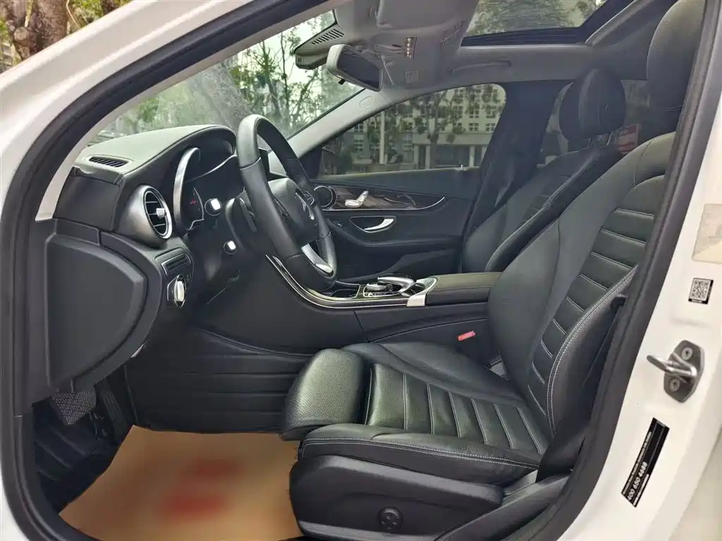 Mercedes-Benz C-Class 2016 C 180 L фото 14