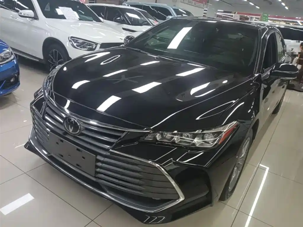 Toyota Avalon 2021 2.5L Luxury Edition фото 2