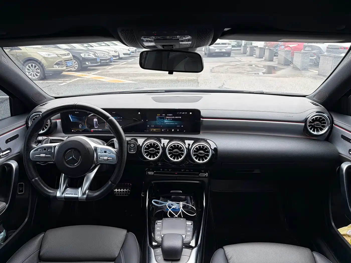 Mercedes-Benz A-Class AMG 2022 AMG A 35 L 4MATIC фото 3