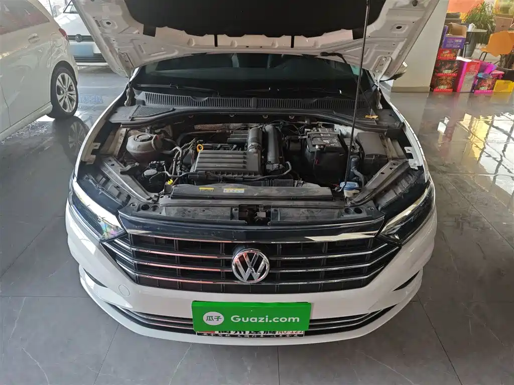 Volkswagen Sagitar 2021 280TSI DSG Surpassing Edition фото 20