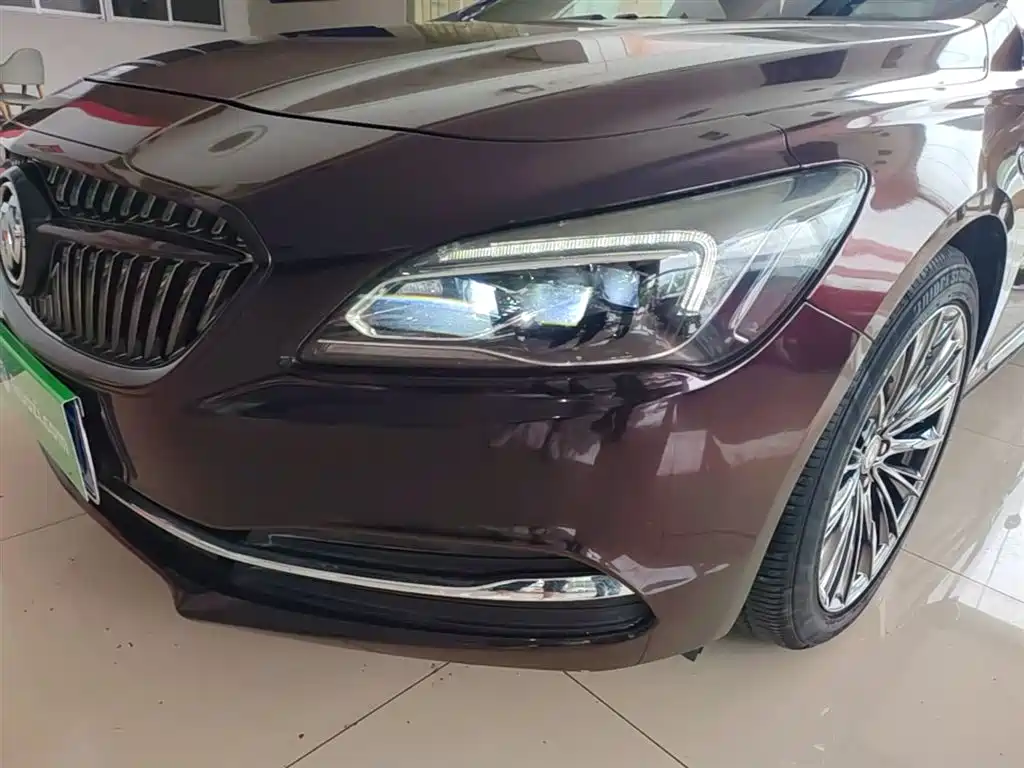 Buick LaCrosse 2018 Model 20T Elite Edition фото 24