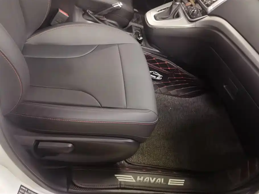 Haval M6 2019 1.5T DCT 2WD Elite Version China V фото 8