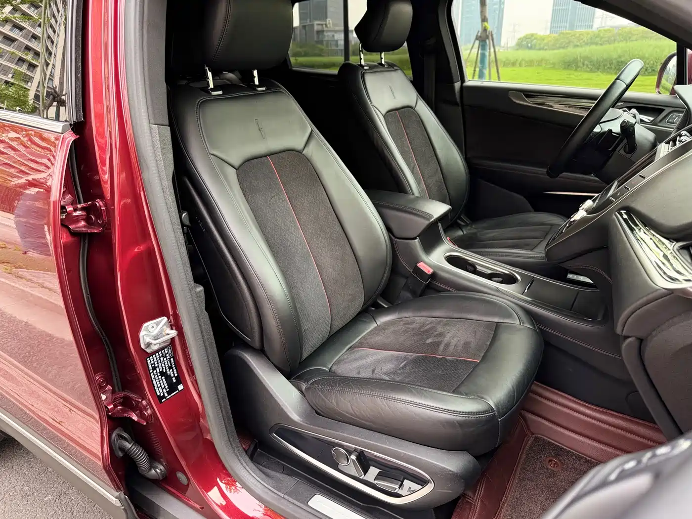 Lincoln MKC 2015 2015 2.0T AWD Presidential Series