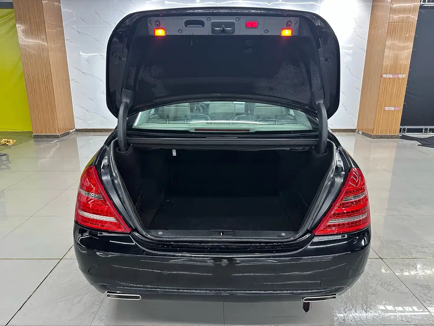 Mercedes-Benz S-Class 2010 S 300 L Premium фото 17