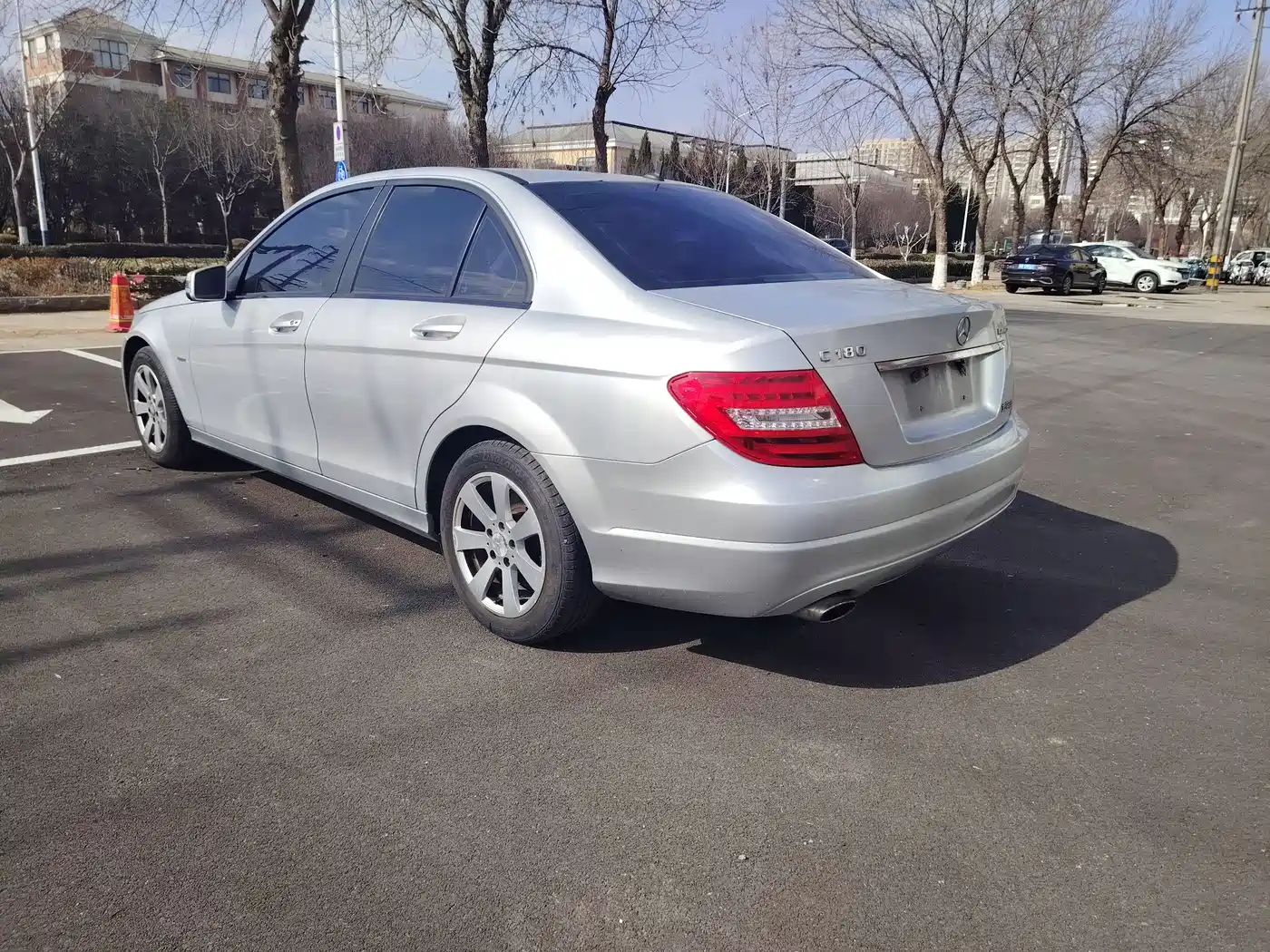 Mercedes-Benz C-Class 2011 C 180K Classic фото 6
