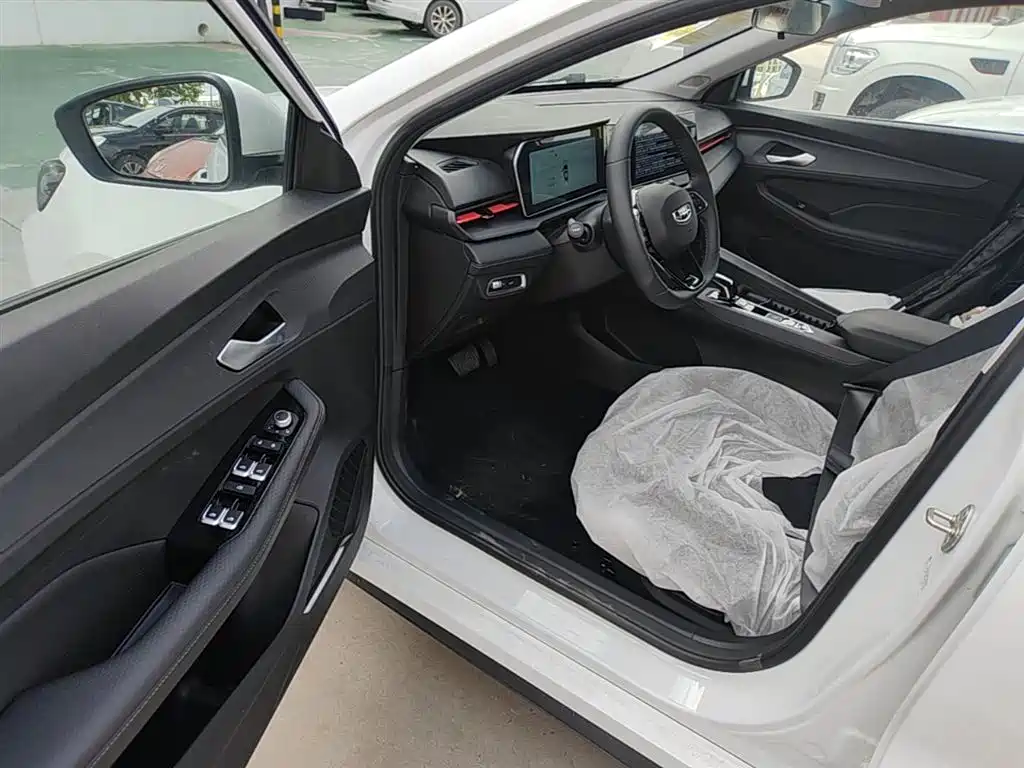 Geely Binrui 2026 2024 Binrui COOL 1.5T DCT Soaring Dragon Edition