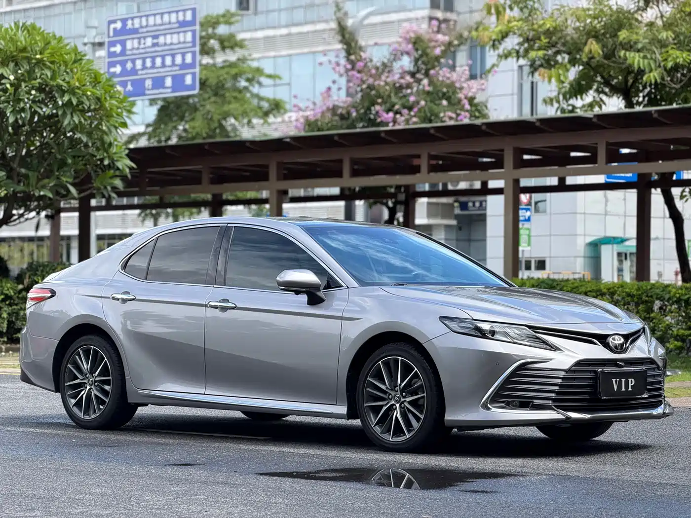  Toyota Camry 2023 2.5G Luxury Edition