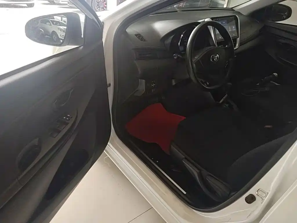 Toyota YARiS L Zhi Xiang 2019 2019 1.5E CVT Charming China VI