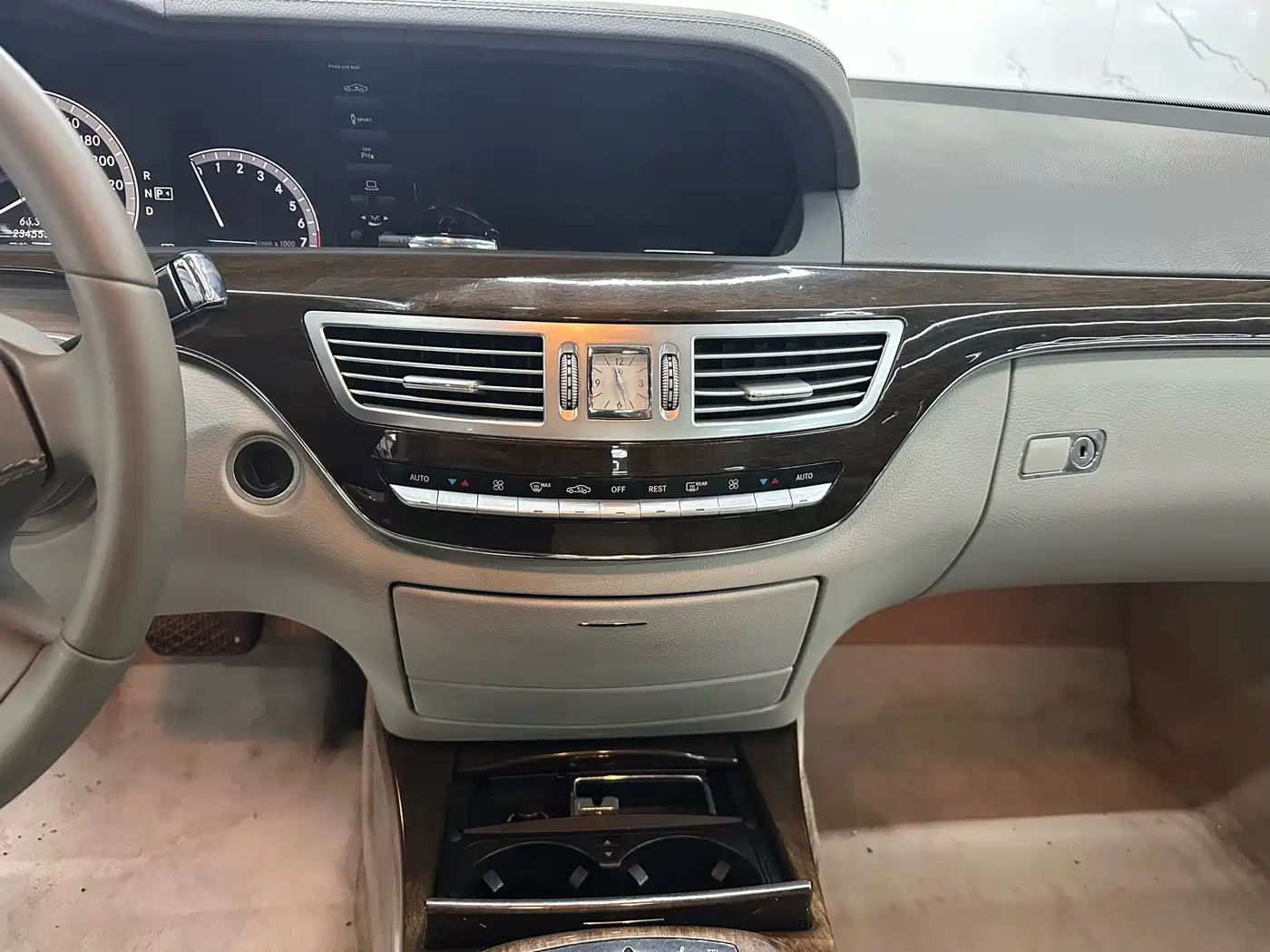 Mercedes-Benz S-Class 2010 S 300 L Premium фото 9