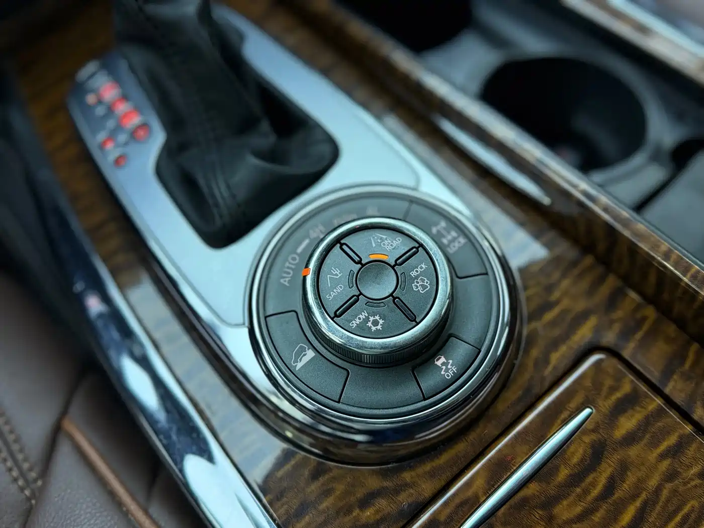Nissan Patrol 2020 2018 Model 5.6L Standard