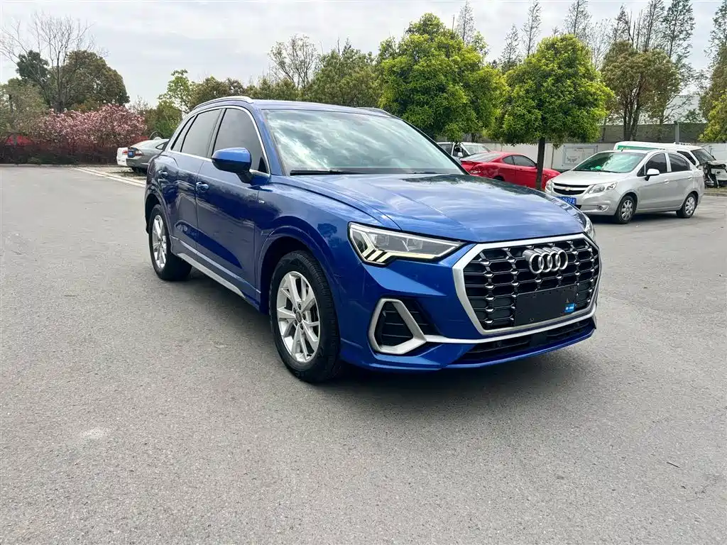 Audi Q3 2019 35 TFSI Progressive Sport фото 2