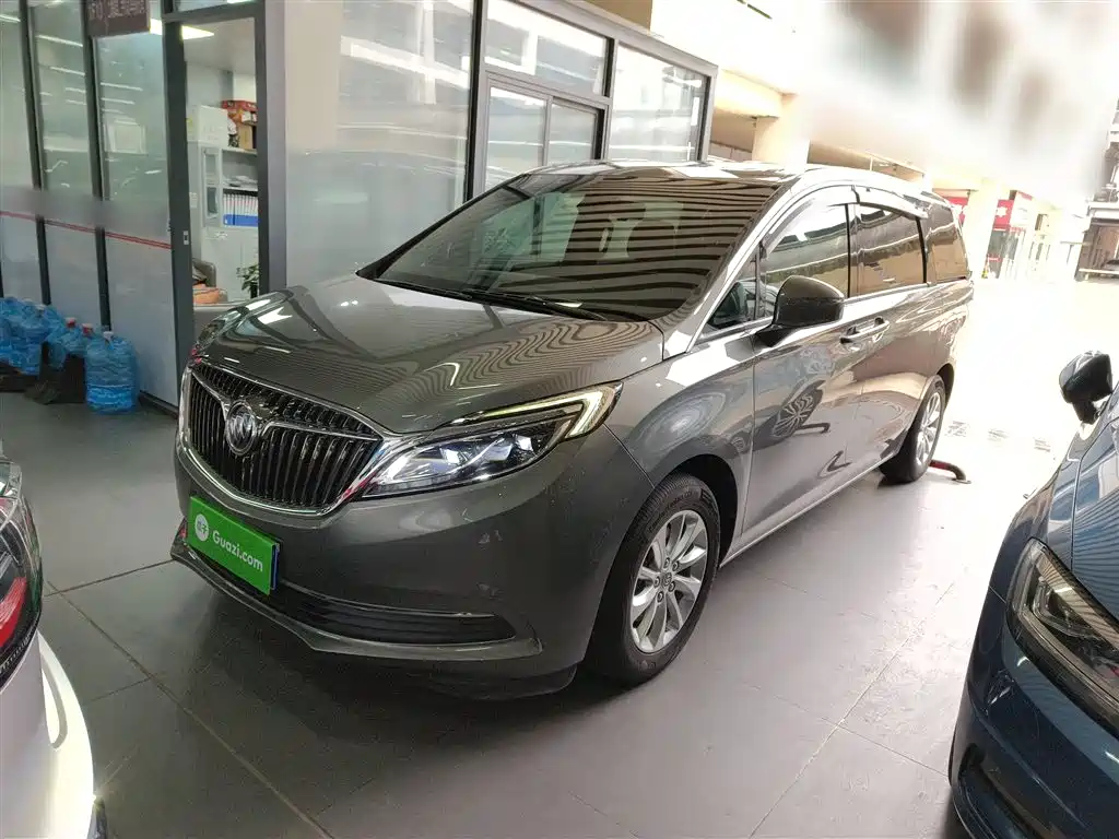 Buick GL8 2018 ES 28T Premium Type China VI фото 2